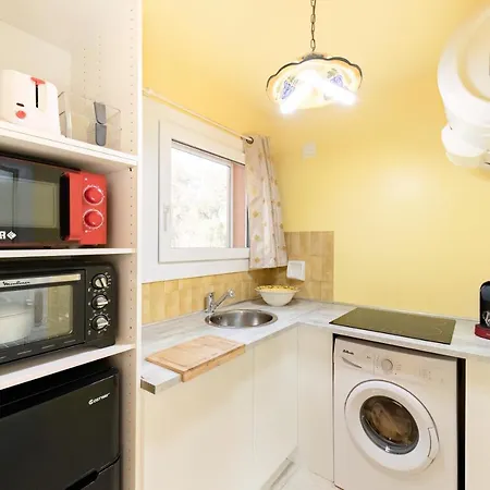 Boulouris Apartamento *