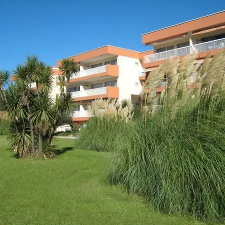 Boulouris Apartamento *